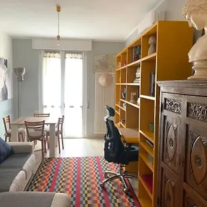 Appartamento Art&design Close To Bocconi, Milano