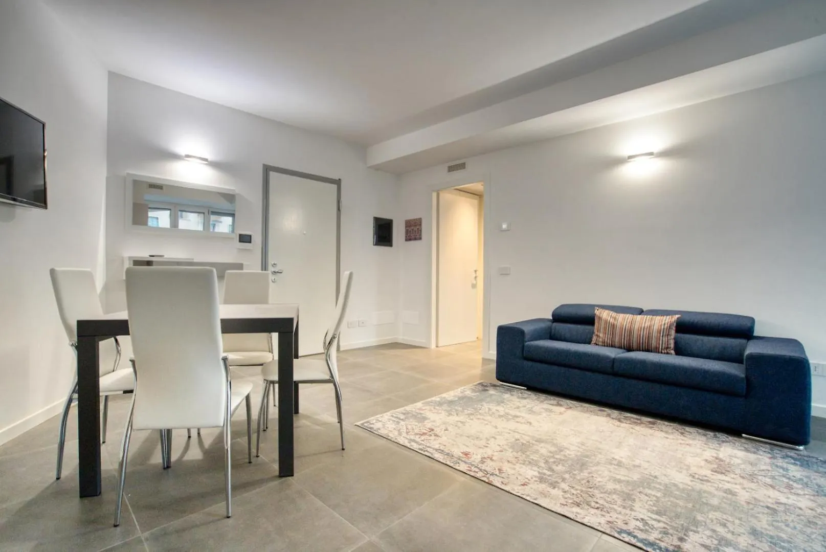 Temporaryflat Serlio 7 Milan 0*,